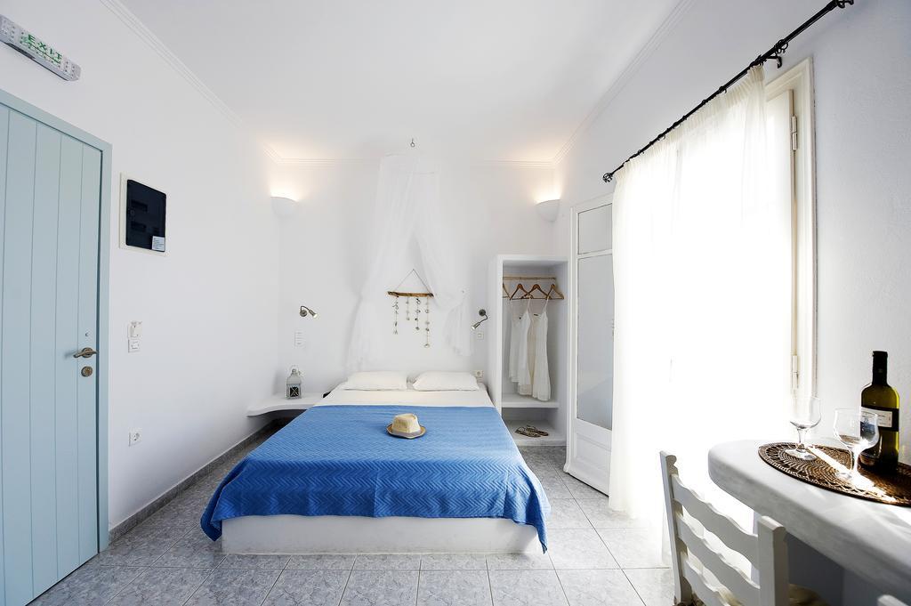 Venia'S Guesthouse Полония Екстериор снимка